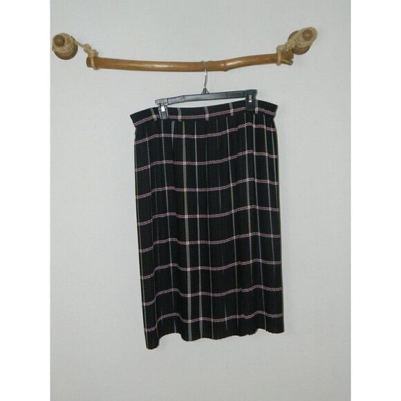 Liz Claiborne Skirt Blue Red Plaid Pleated Unforgettable Romance Size Large - Picture 2 of 8